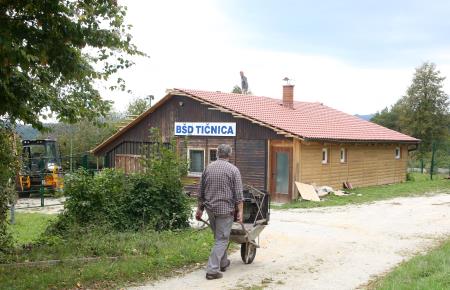 PRENOVA STREHE BK TIČNICA RAKEK 01 FOTO LJUBO VUKELIČ
